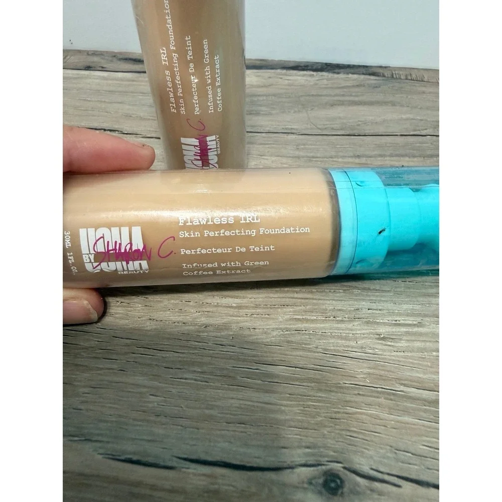 2x Uoma by Sharon C Flawless IRL Skin Perfecting Foundation